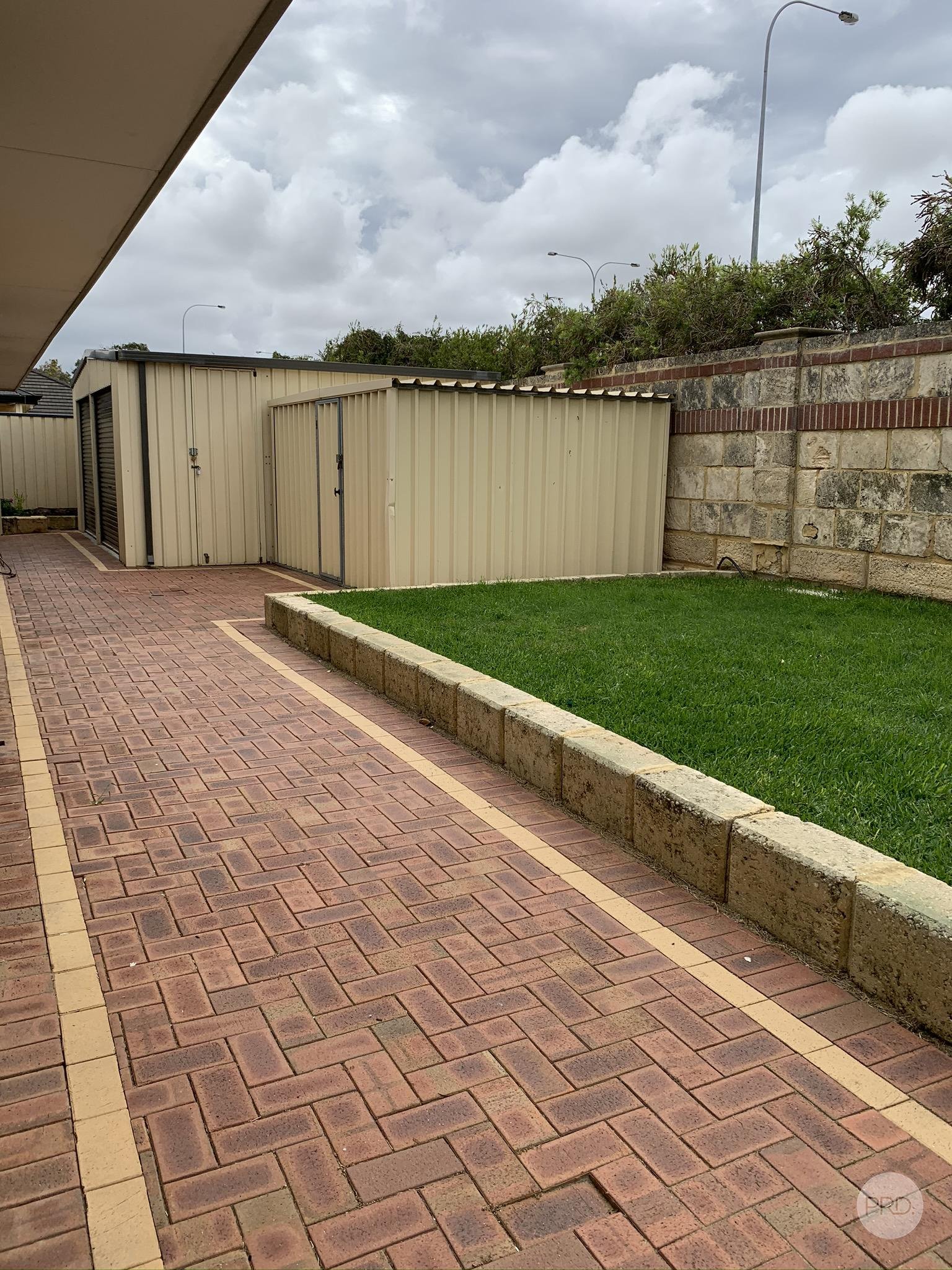 15 Salmond Turn WANNEROO 33