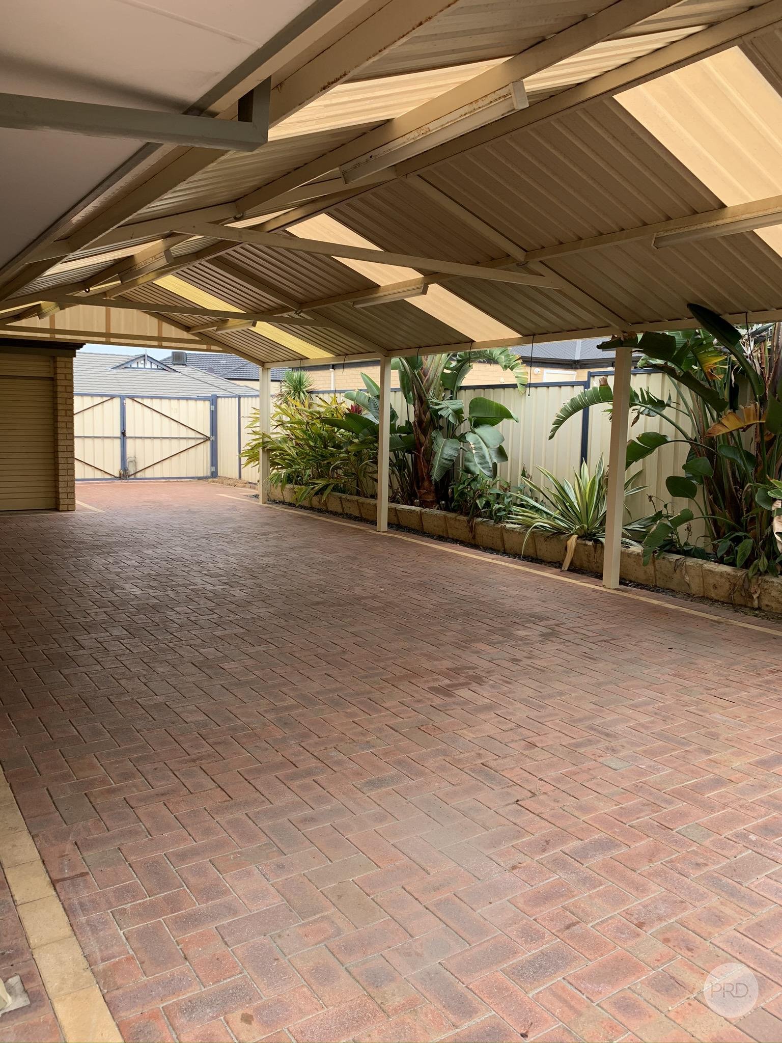 15 Salmond Turn WANNEROO 34