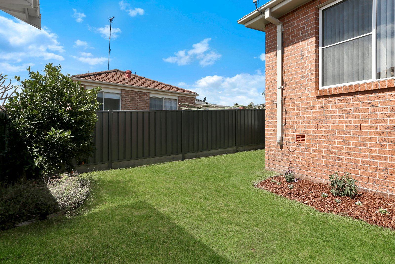 15 Sanderson Rd  KANAHOOKA 9