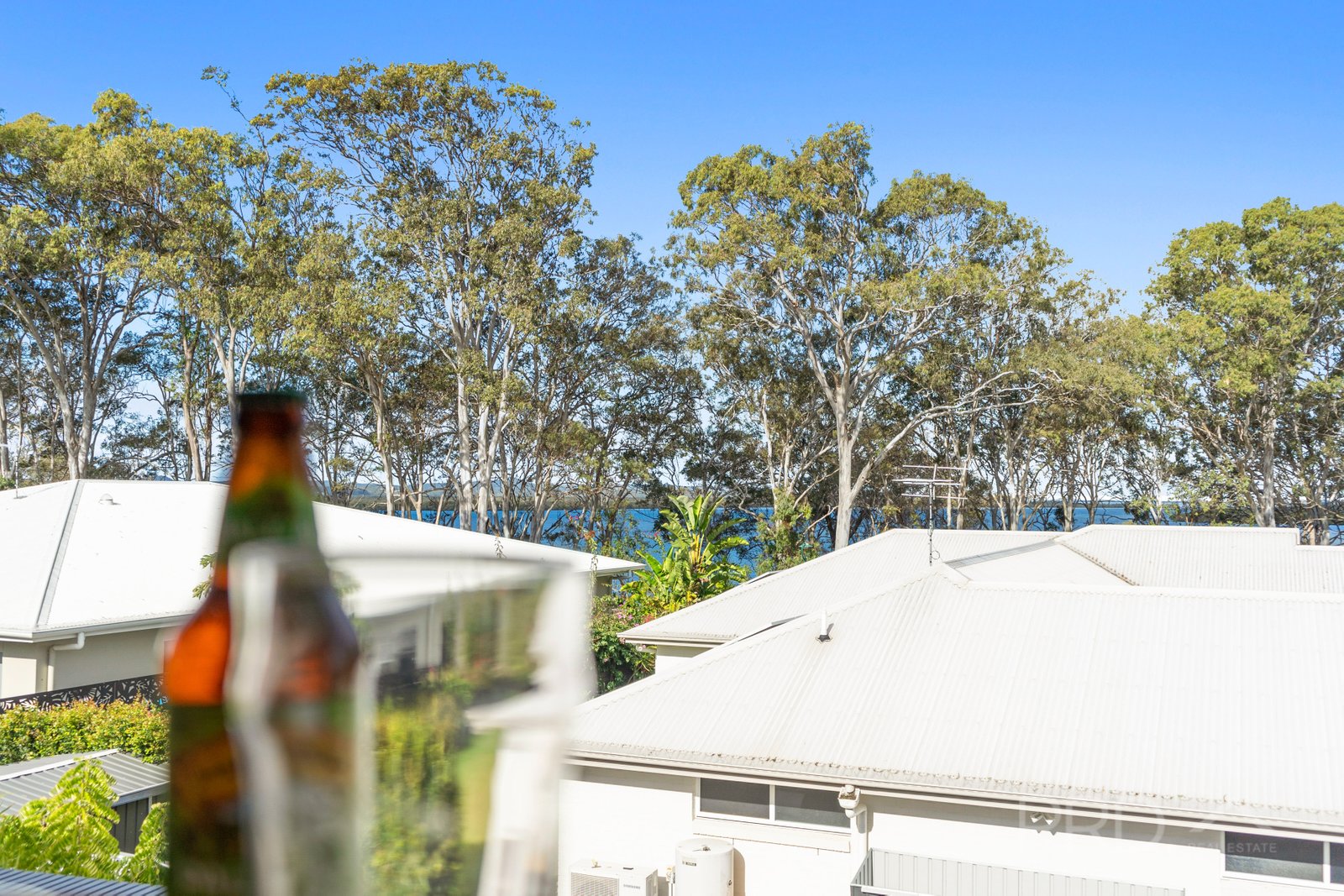 15 SANDY COVE Place REDLAND BAY 4