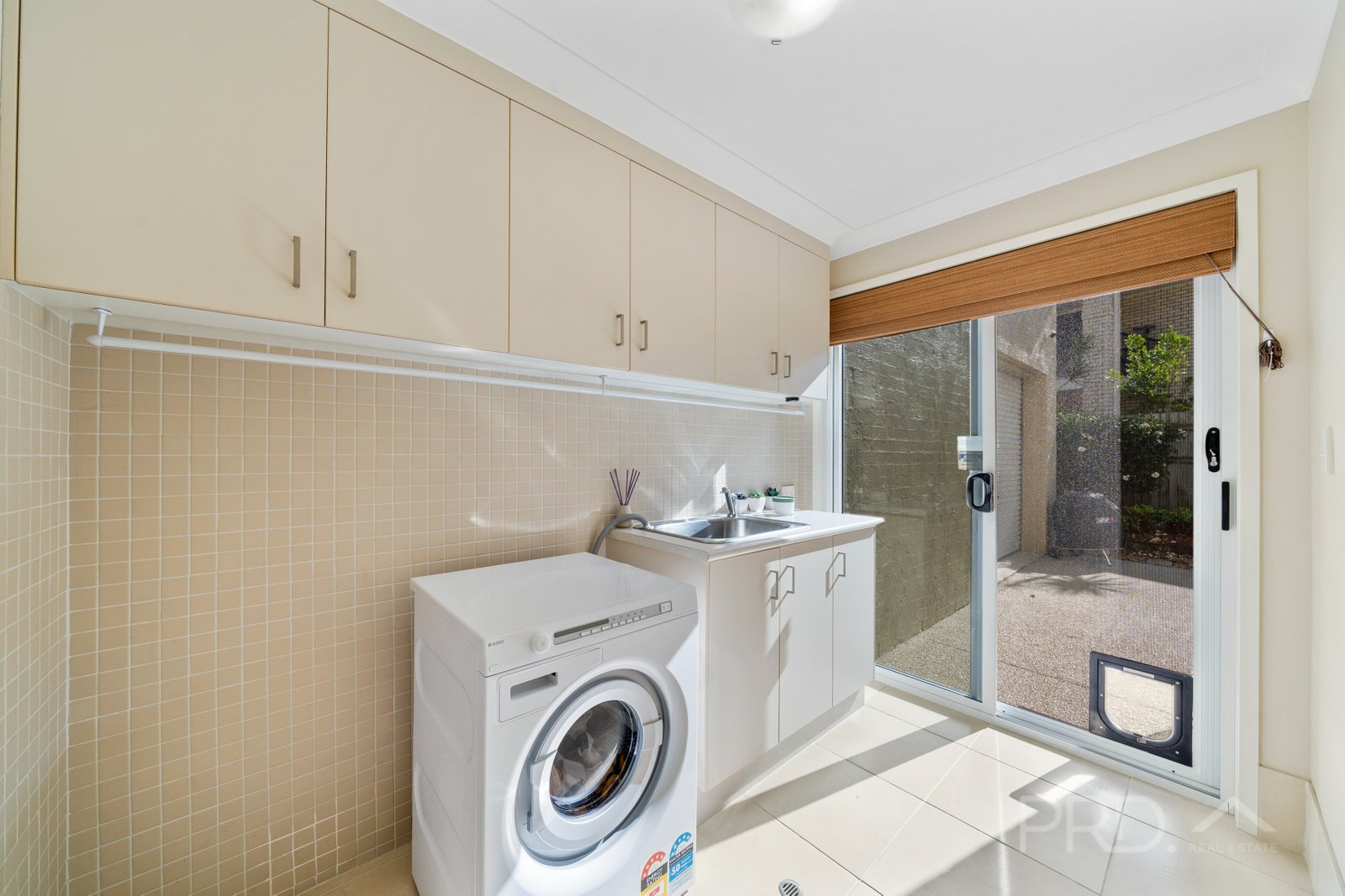 15 SANDY COVE Place REDLAND BAY 33