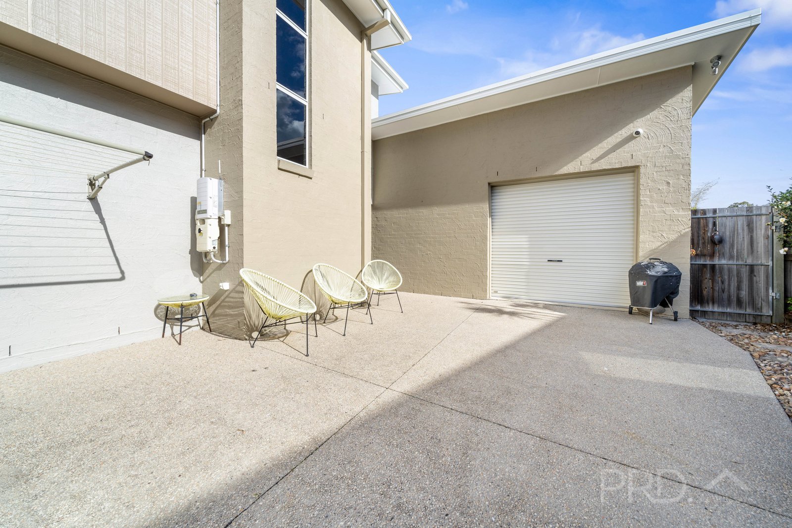 15 SANDY COVE Place REDLAND BAY 35