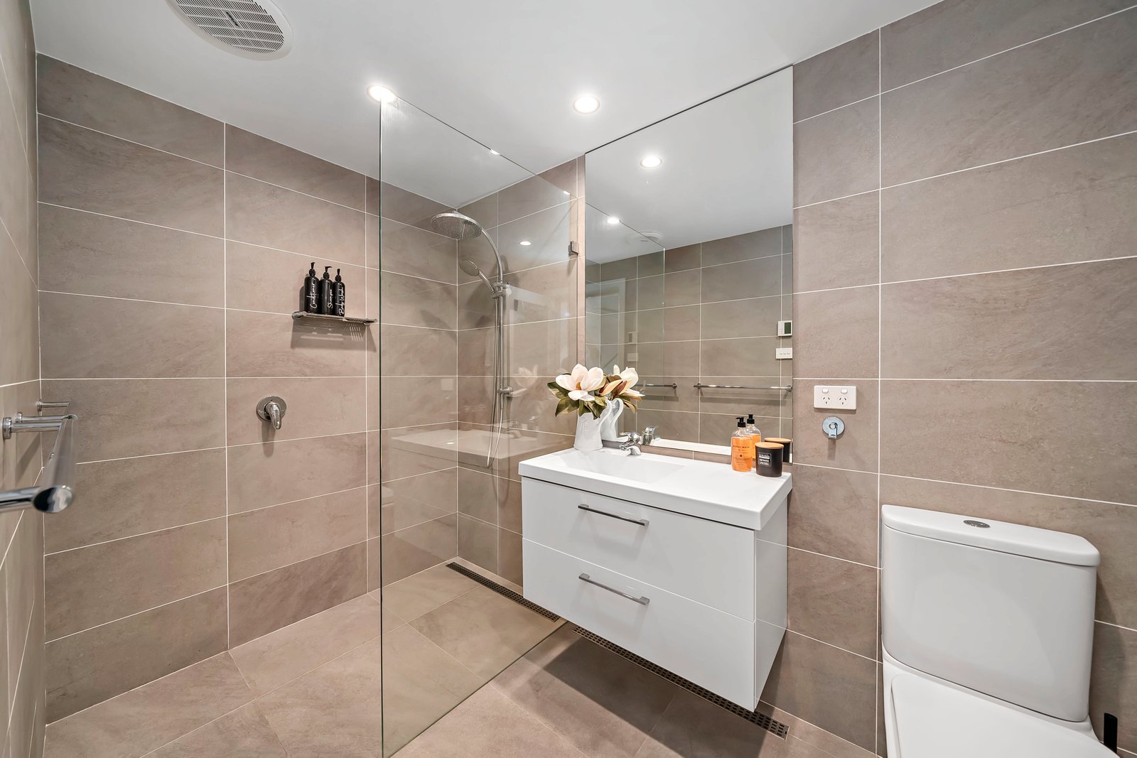 15 Sandy Point Road CORLETTE 21