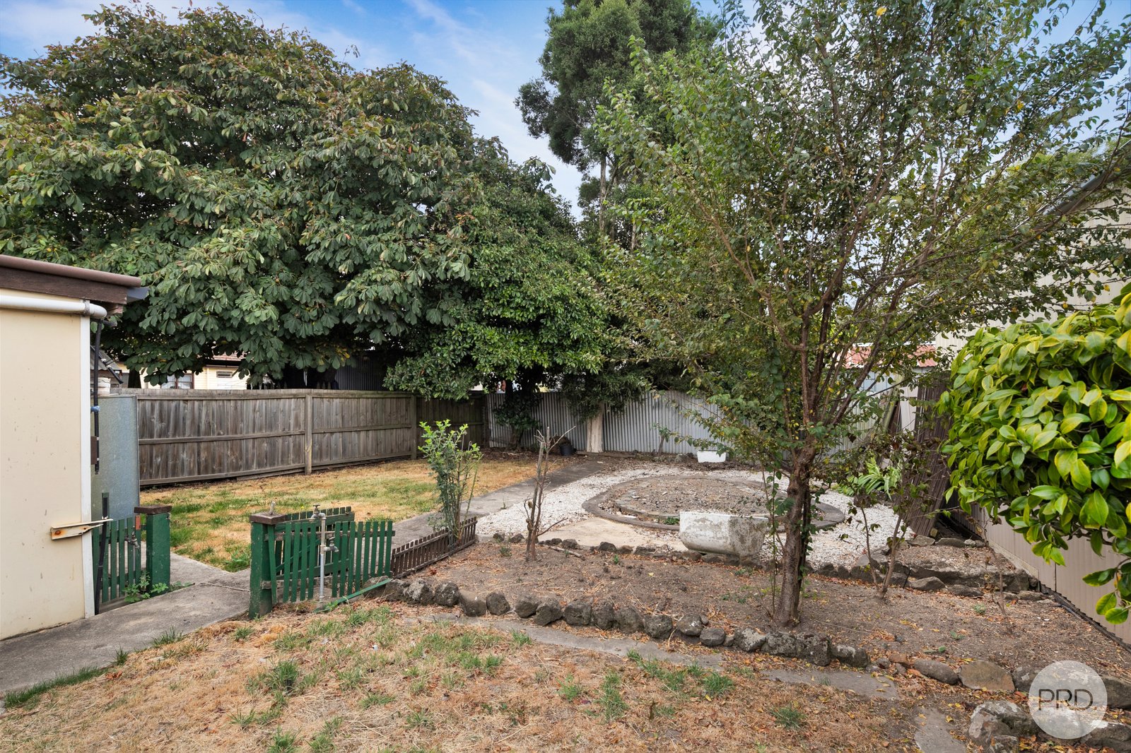 15 Sayle Street SEBASTOPOL 13