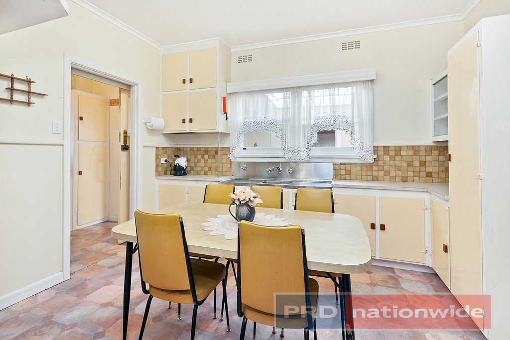 15 Sayle Street SEBASTOPOL 4