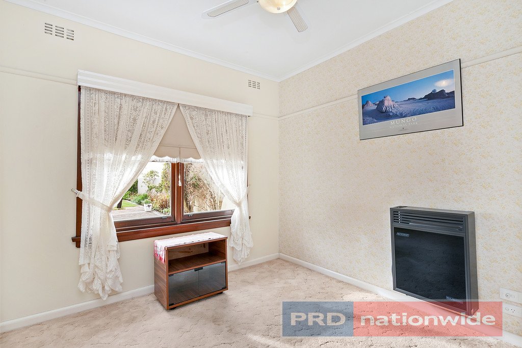 15 Sayle Street SEBASTOPOL 6