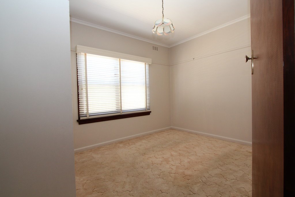 15 Sayle Street SEBASTOPOL 6