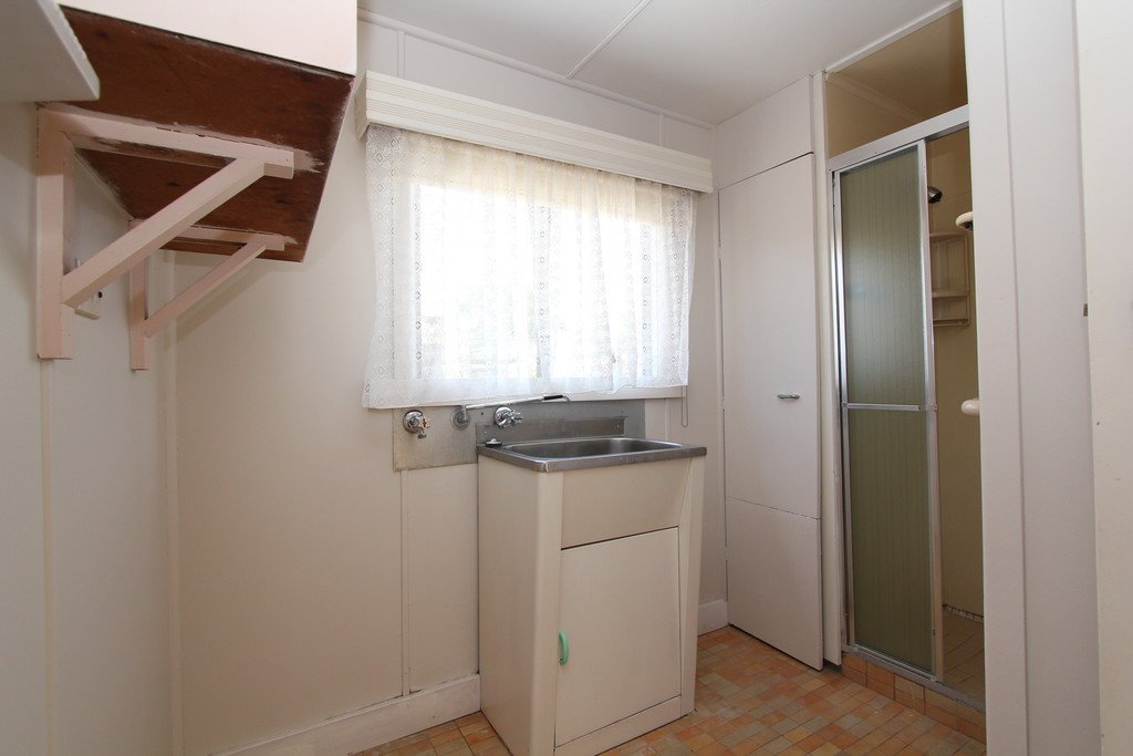 15 Sayle Street SEBASTOPOL 13