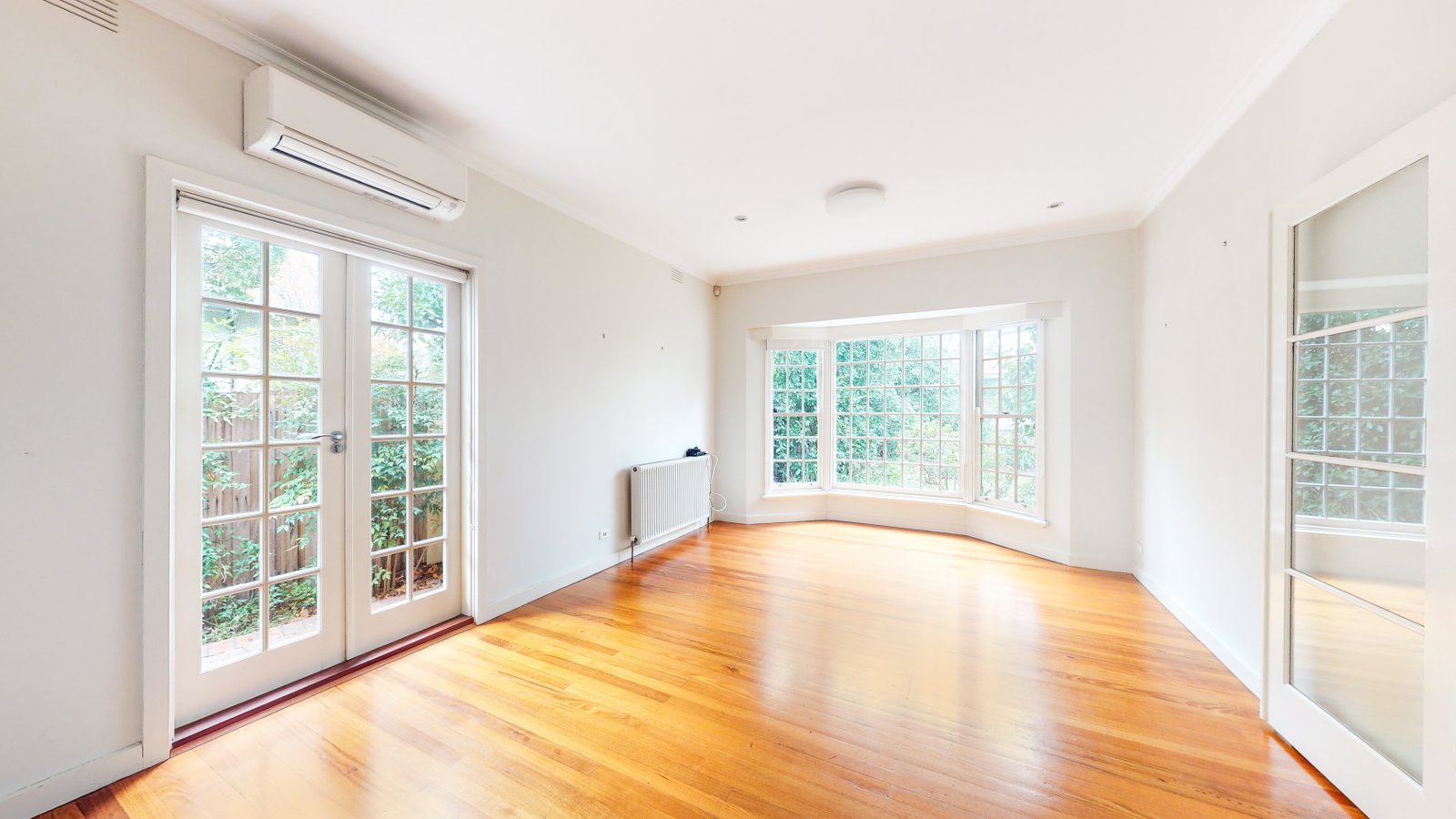 Real Estate and Property in 1/5 Scott Grove, Glen Iris, VIC