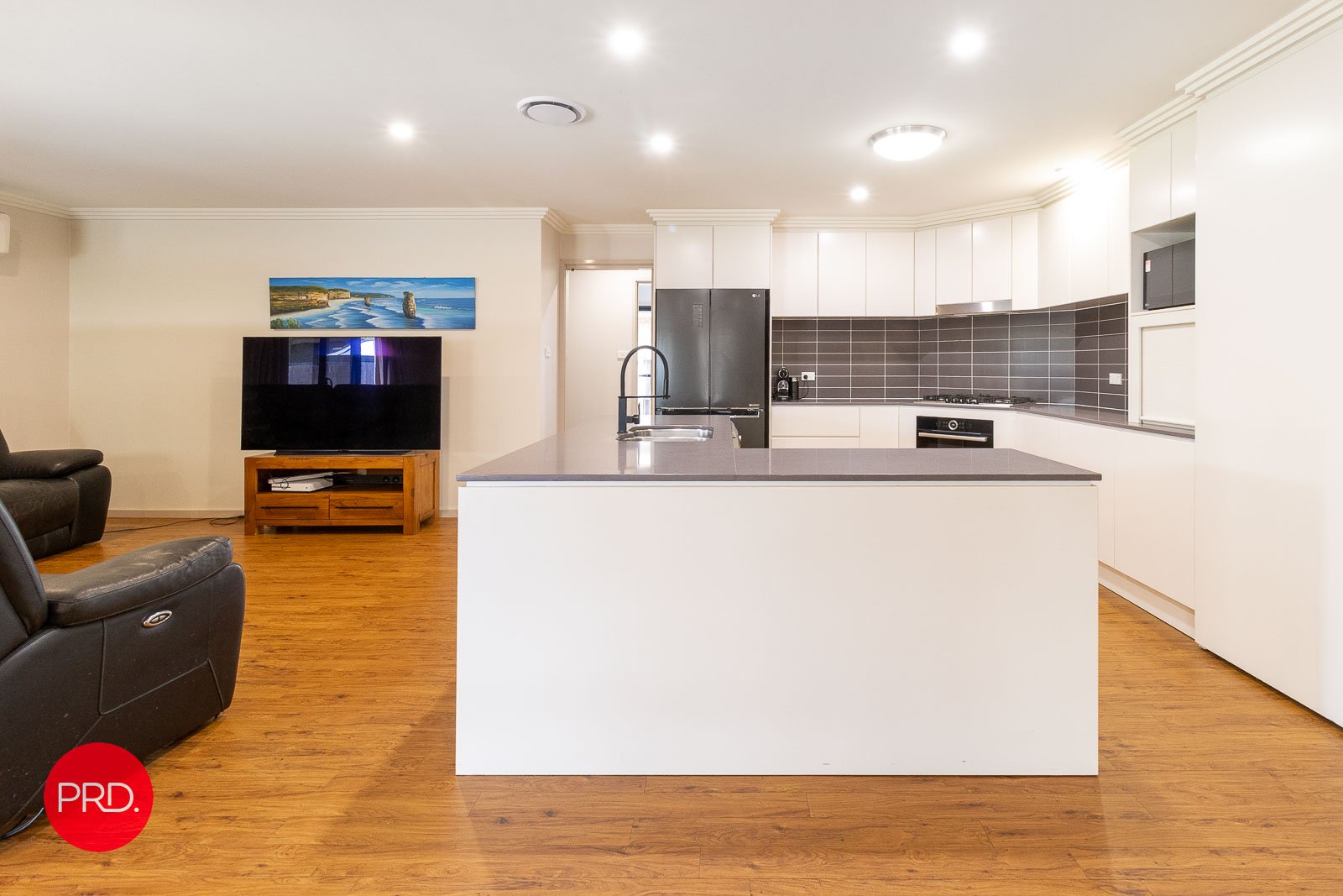 15 Scott Street BUNGENDORE 12