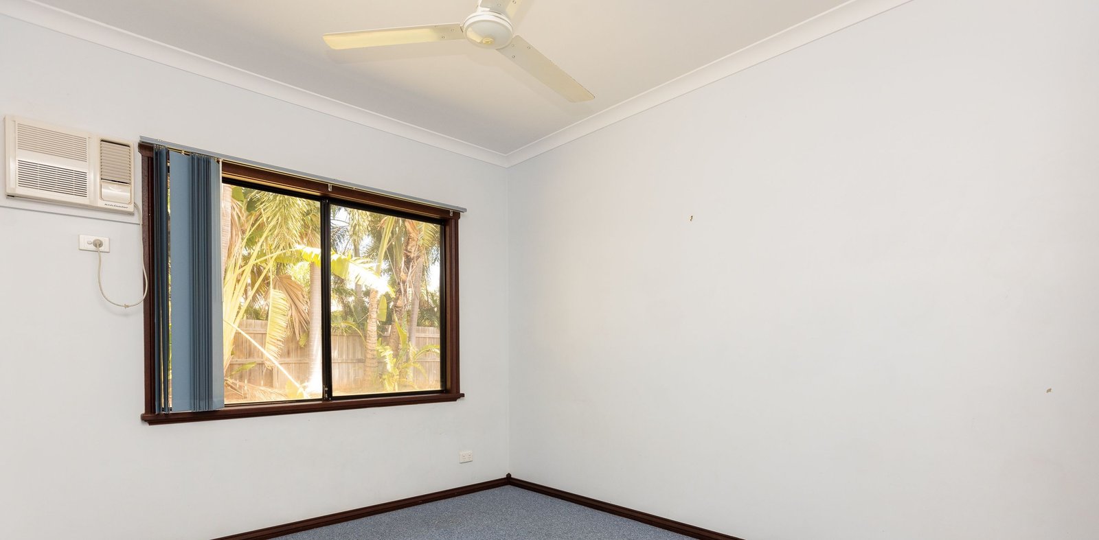 15 Shearwater Crescent DJUGUN 11