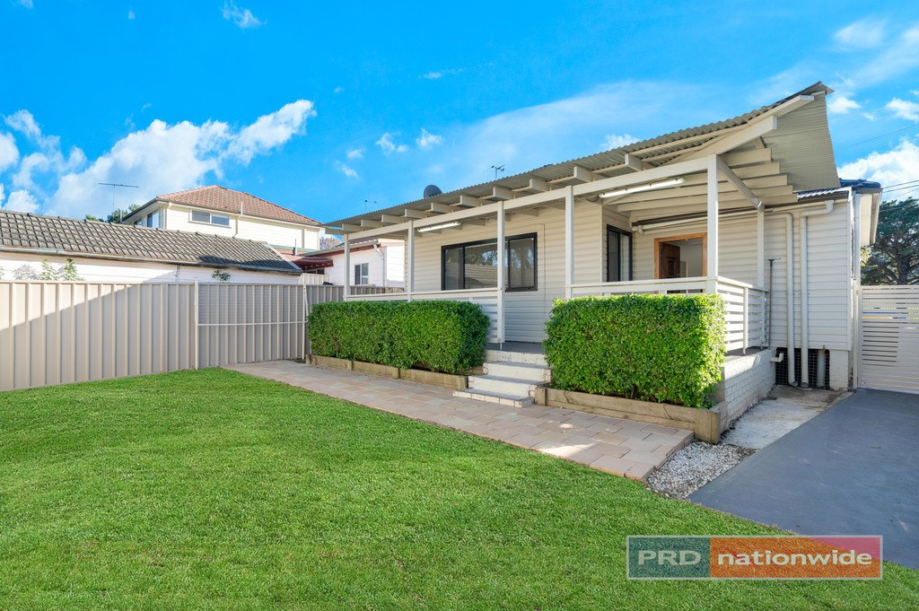 15 Singleton Avenue EAST HILLS 5
