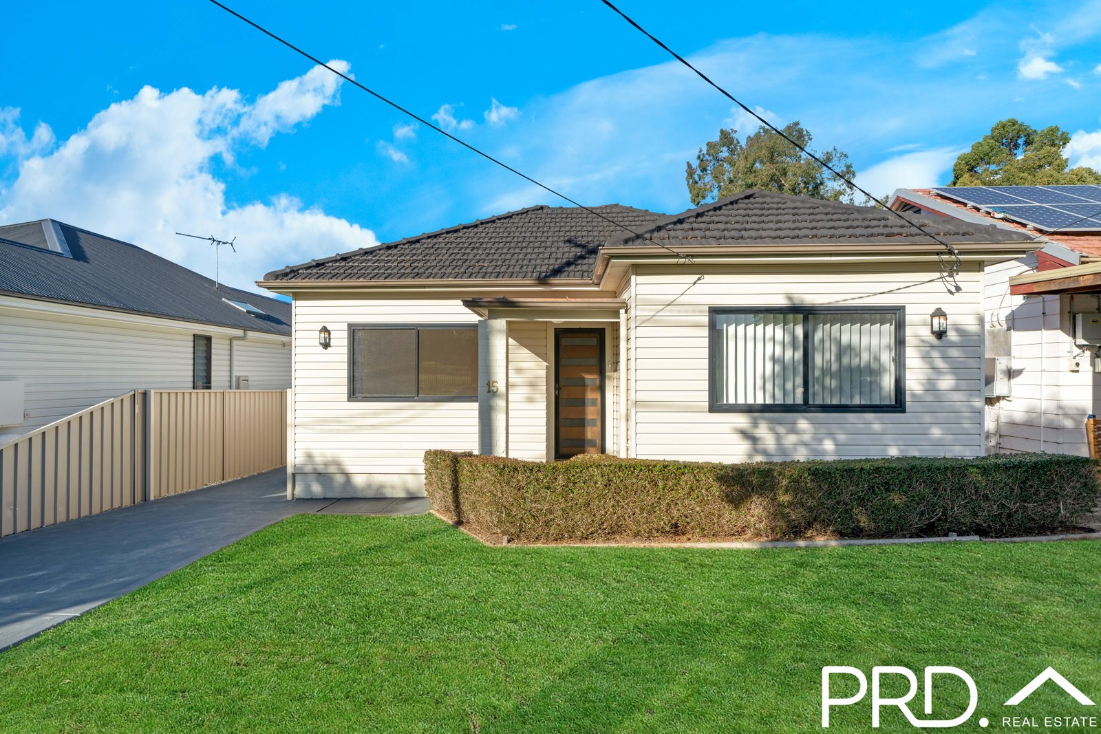 15 Singleton Avenue EAST HILLS 1