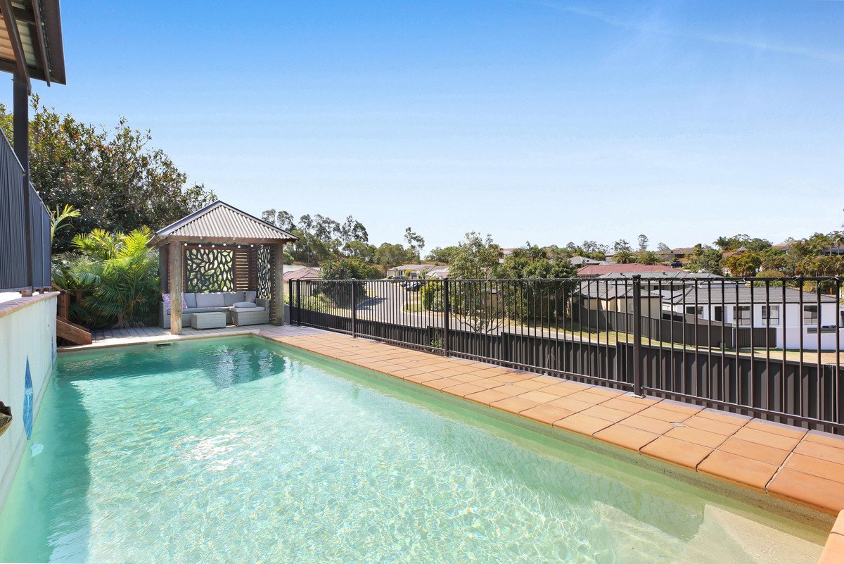 15 Sirec Way BURLEIGH HEADS 4