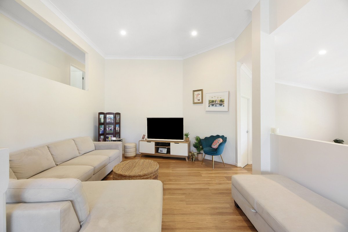 15 Sirec Way BURLEIGH HEADS 6