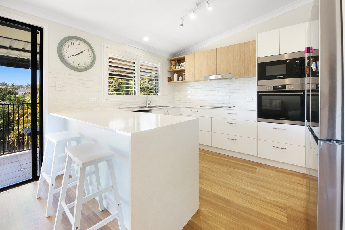 15 Sirec Way BURLEIGH HEADS 10