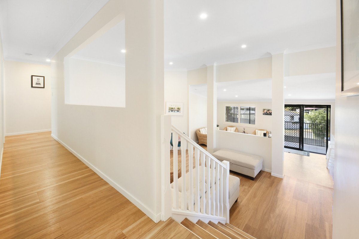 15 Sirec Way BURLEIGH HEADS 15