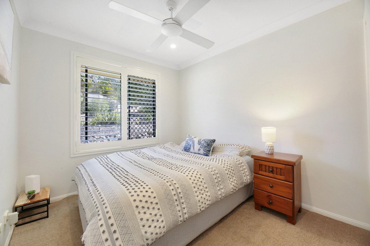 15 Sirec Way BURLEIGH HEADS 16