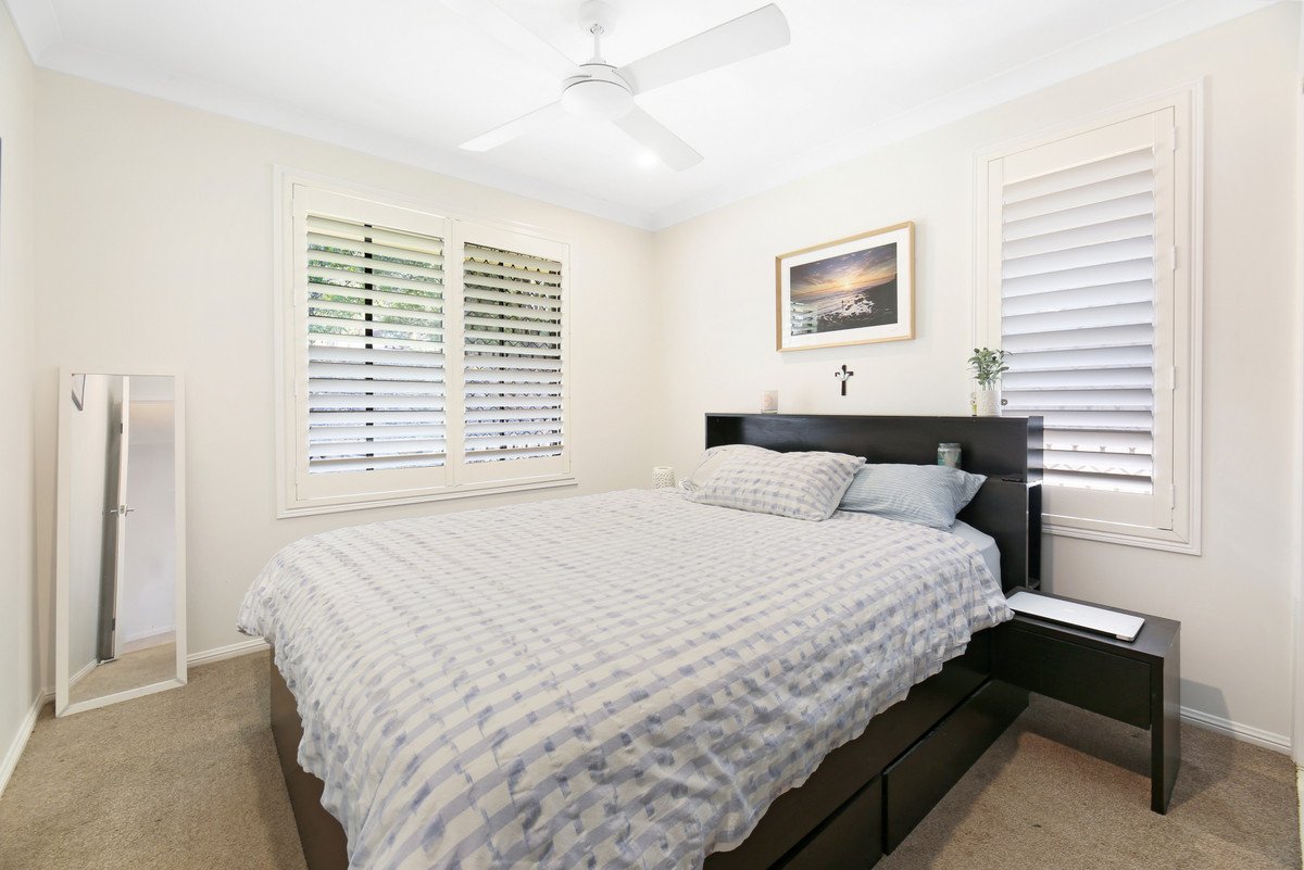 15 Sirec Way BURLEIGH HEADS 17