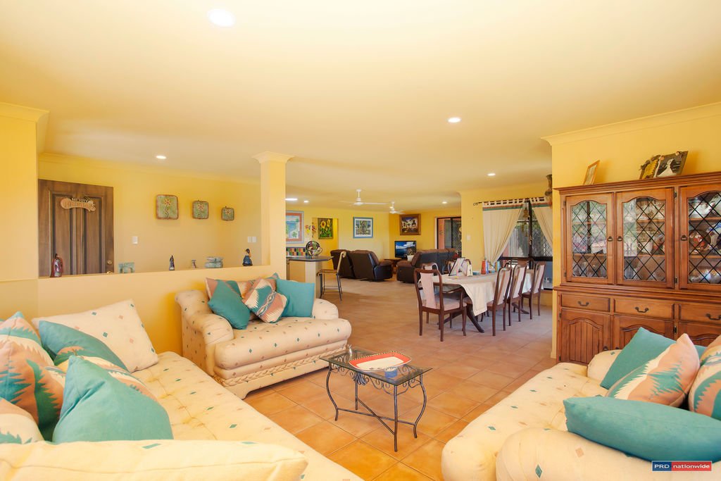 15 Sky Royal Terrace BURLEIGH HEADS 2