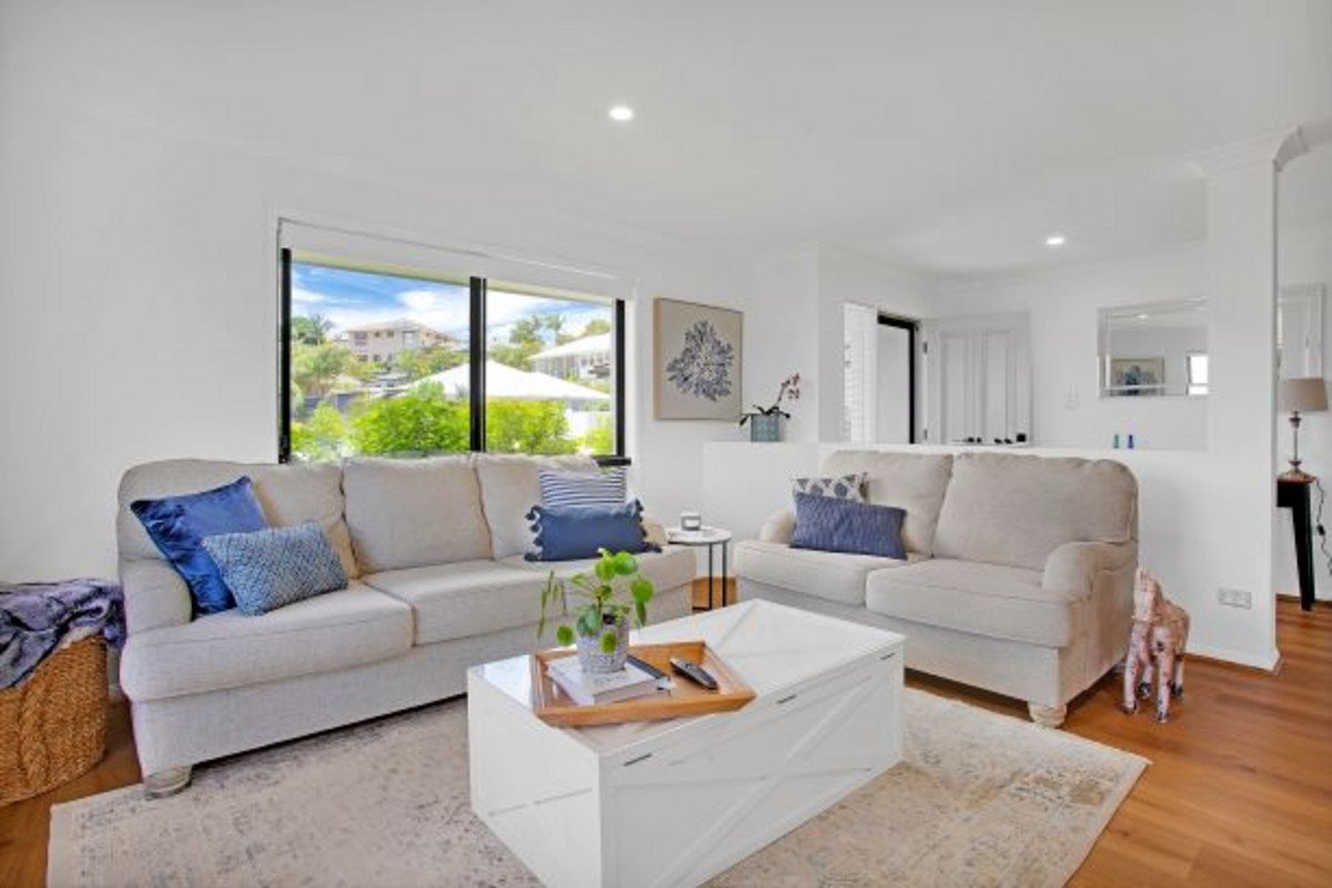 15 Sky Royal Terrace BURLEIGH HEADS 3