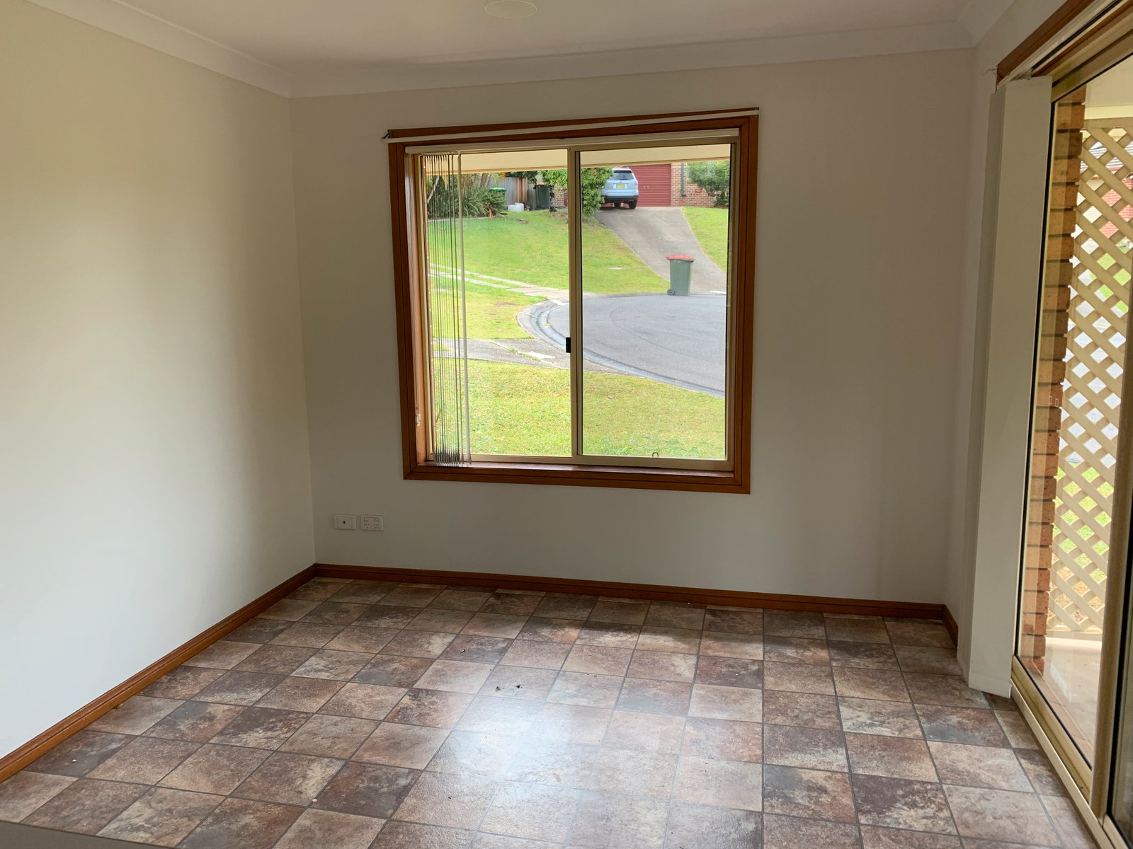 1/5 Soren Larsen Crescent BOAMBEE EAST 9