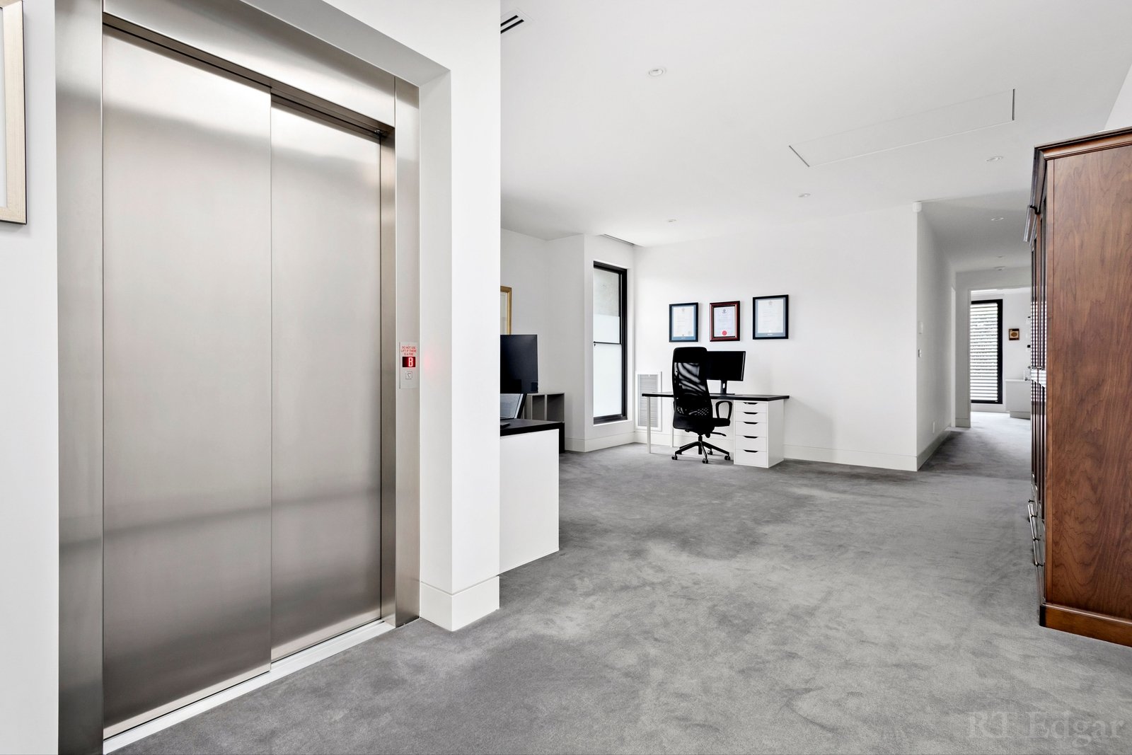 Real Estate and Property in 15 Spring Road, Malvern, VIC