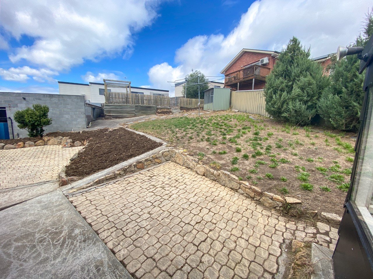 15 Spring Street CLAREMONT 11