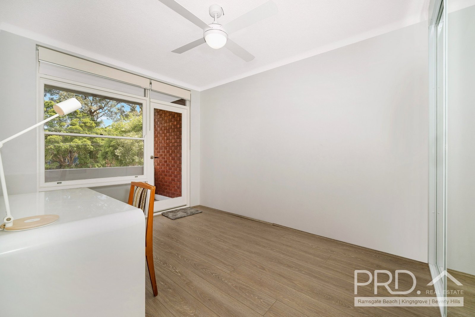 15 St Albans Road KINGSGROVE 5