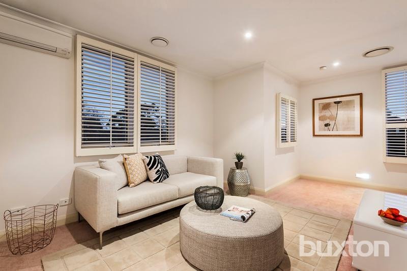 Gallery: 15 St James Park Drive