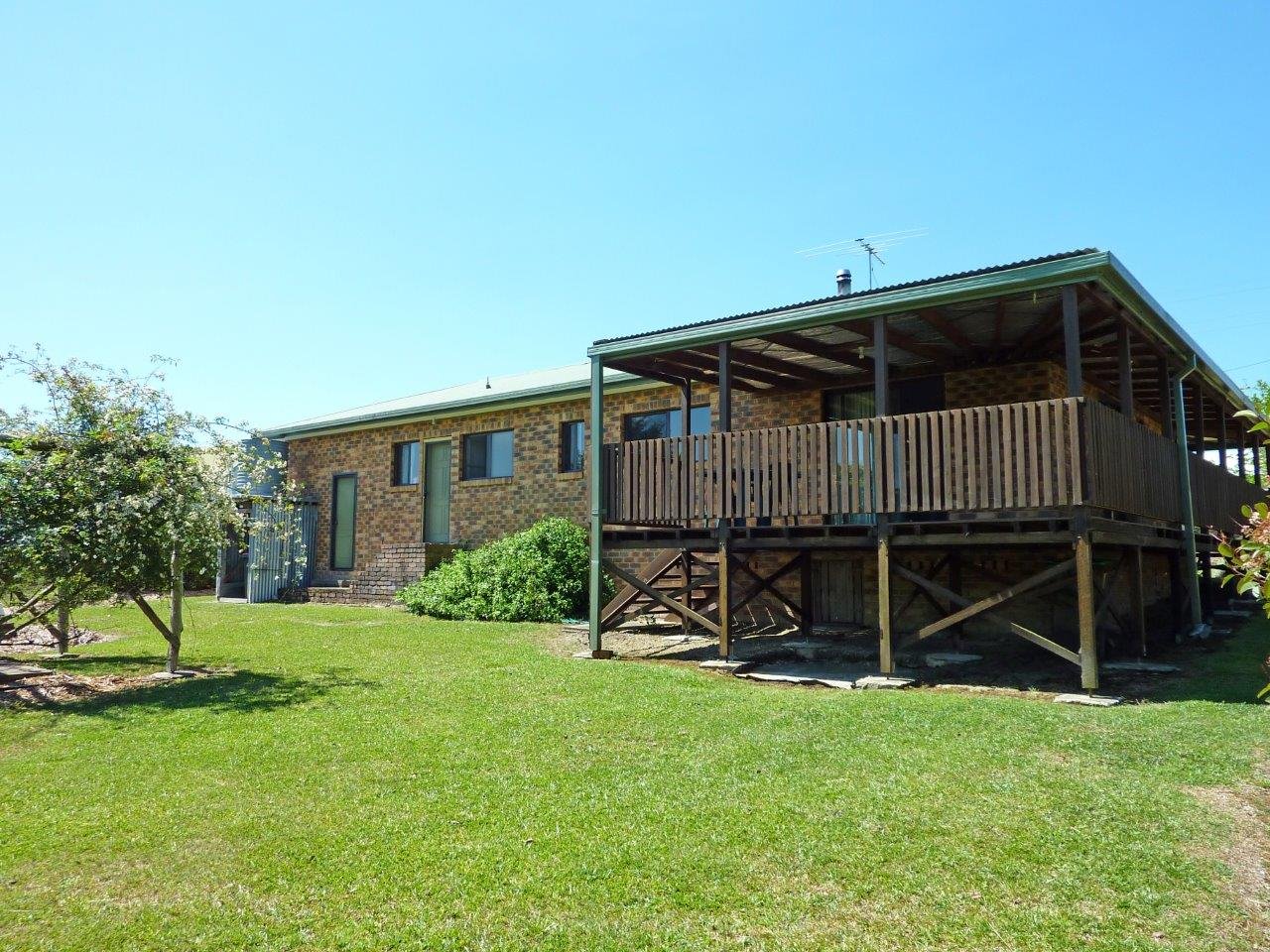 15 Stanley Street LOWANNA 12