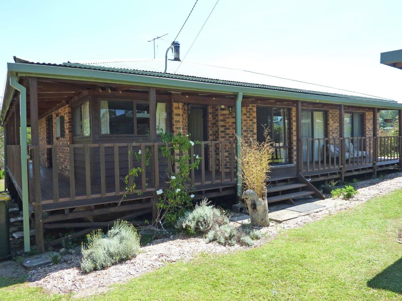 15 Stanley Street LOWANNA 16