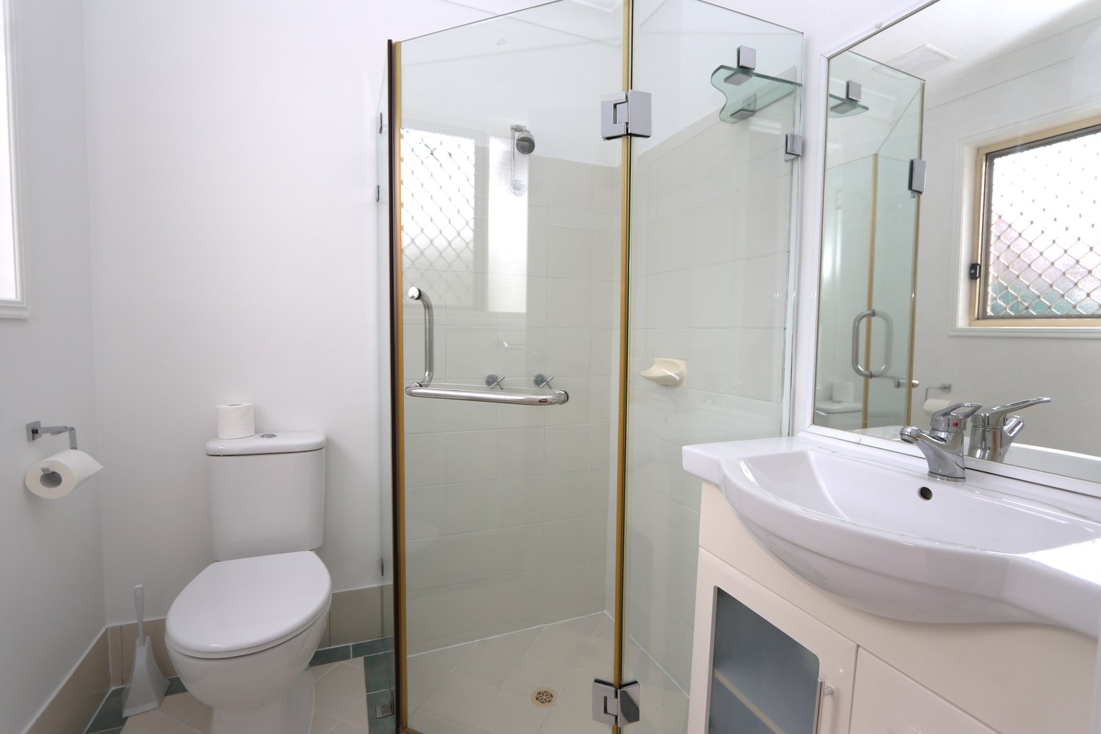 1/5 Stormbird Place CARRARA 11