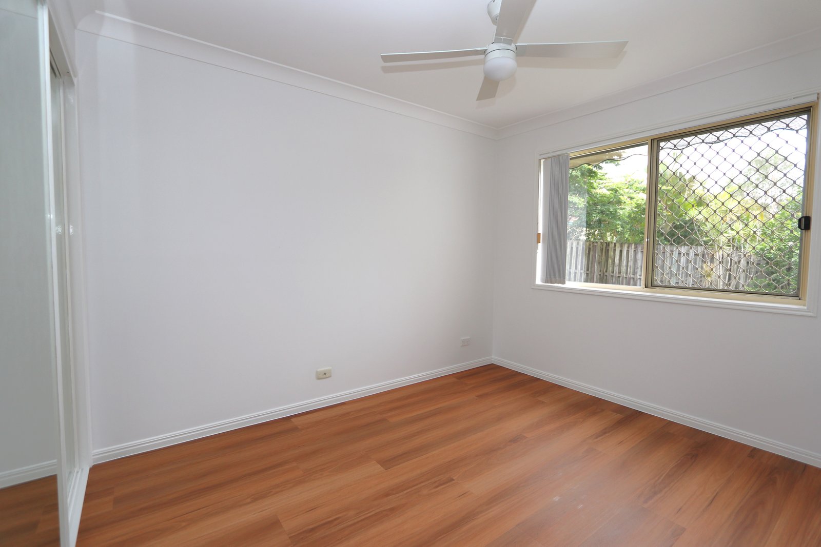 1/5 Stormbird Place CARRARA 12