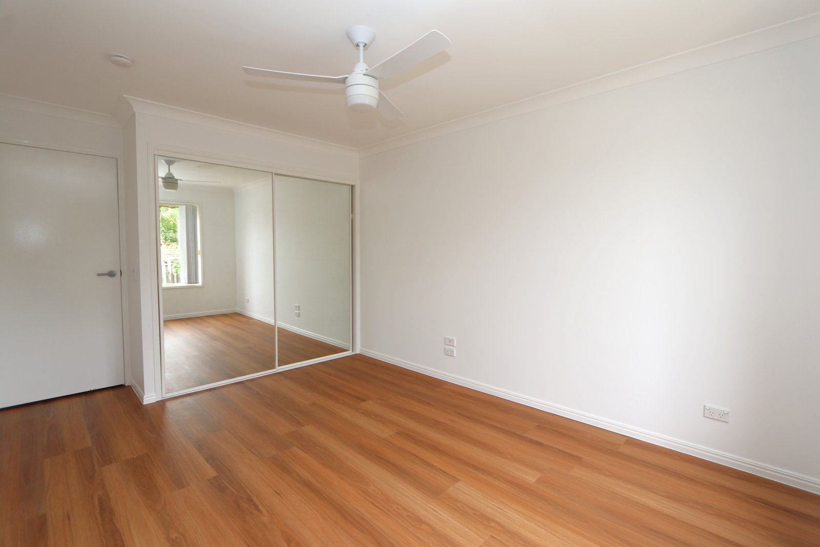 1/5 Stormbird Place CARRARA 13