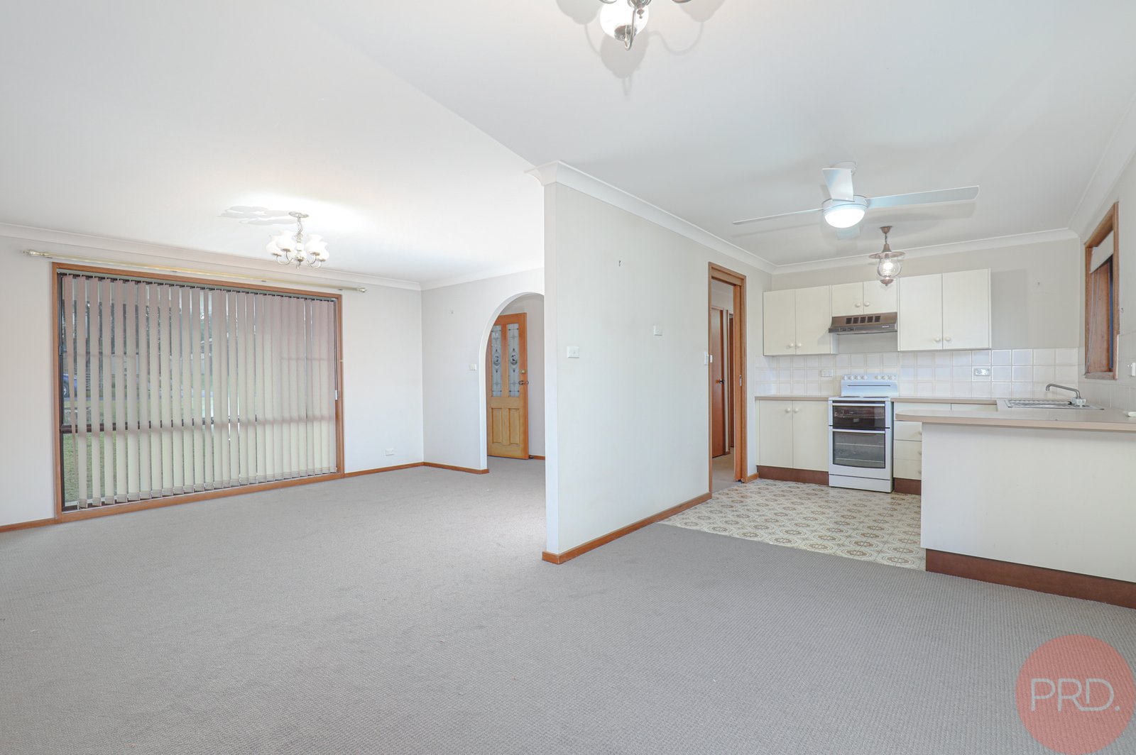 15 Stradbroke Avenue METFORD 8