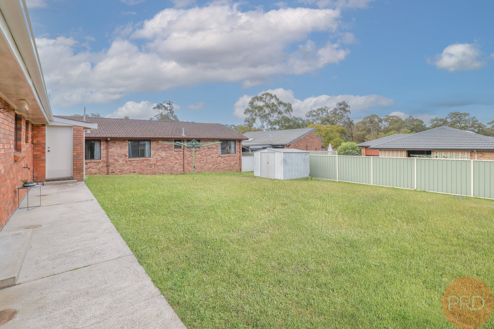 15 Stradbroke Avenue METFORD 15