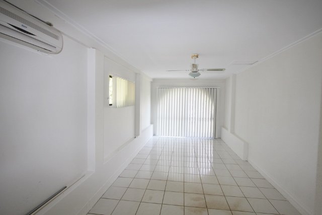 15 Sturt Street MOLENDINAR 11