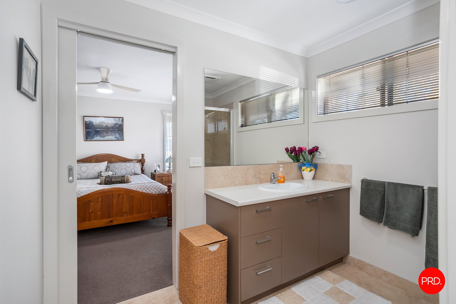 15 Sussex Street STRATHFIELDSAYE 9