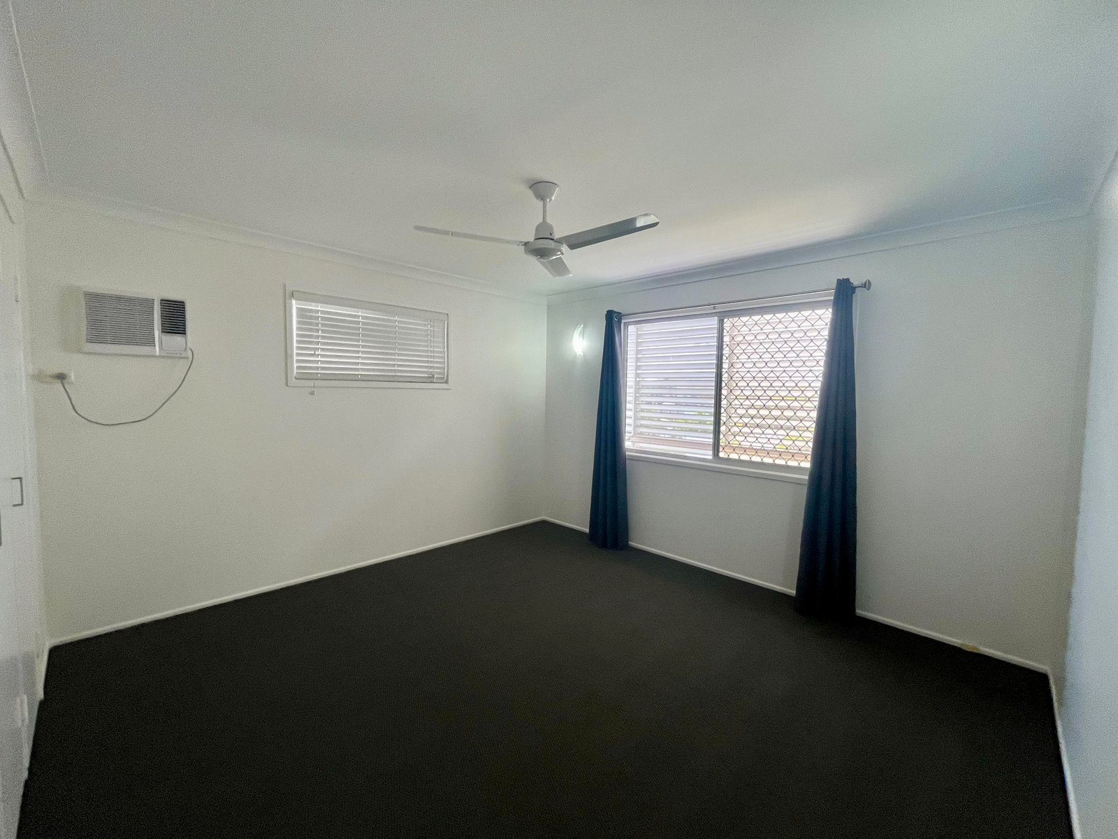 15 Swains Court BOYNE ISLAND 8