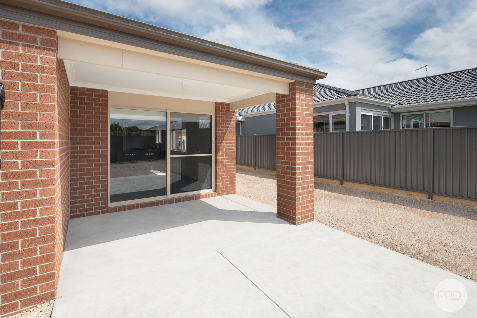 15 Sydney Way ALFREDTON 4