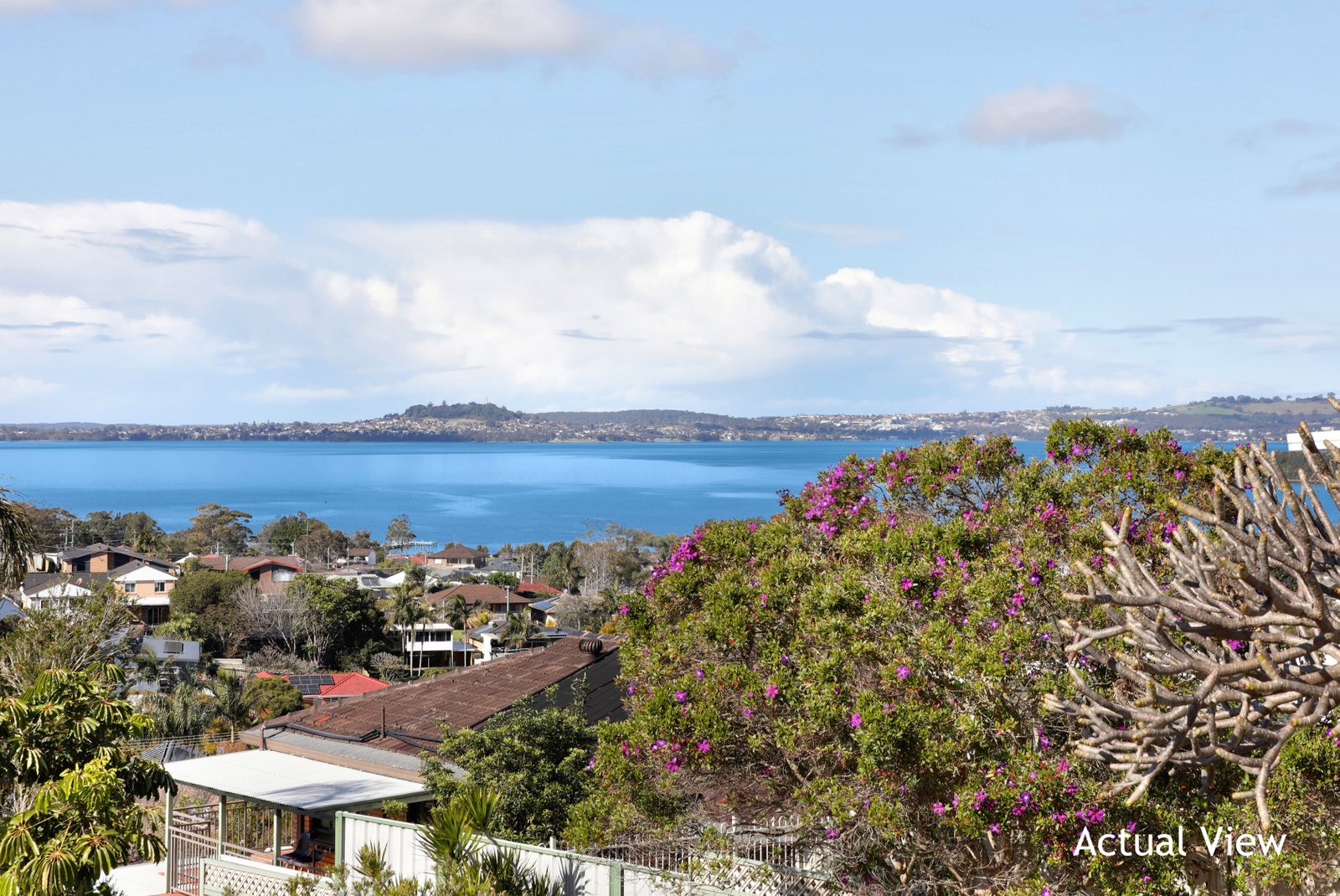 15 Tait Avenue KANAHOOKA 4