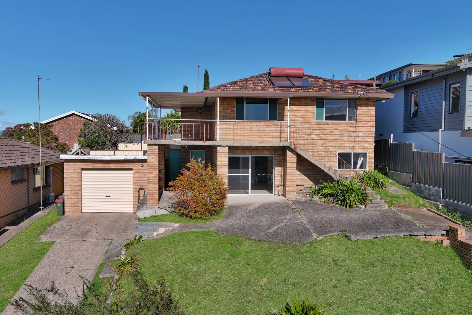 15 Tait Avenue KANAHOOKA 16