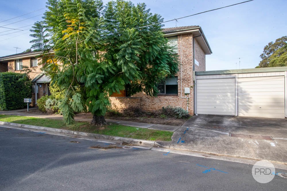 1/5 The Crescent PENRITH 2