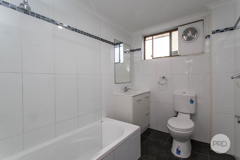 1/5 The Crescent PENRITH 8