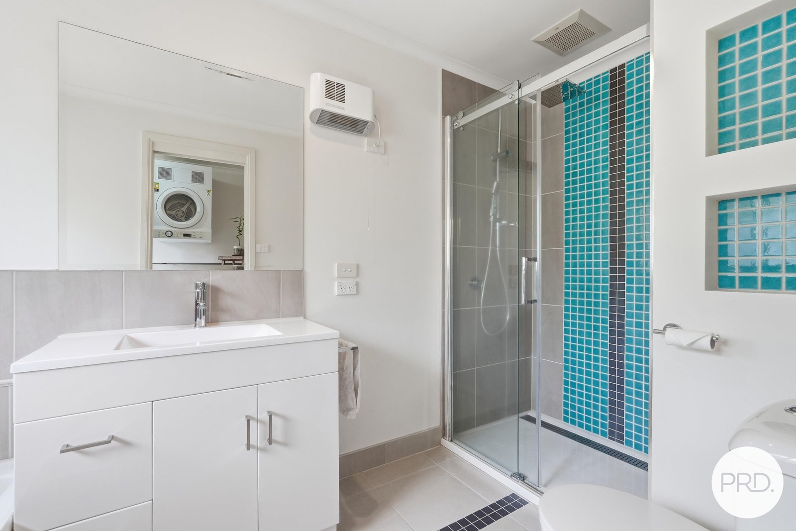 15 Thistle Down  HUNTINGFIELD 13