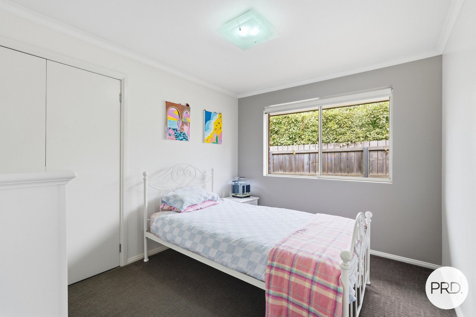 15 Thistle Down  HUNTINGFIELD 14