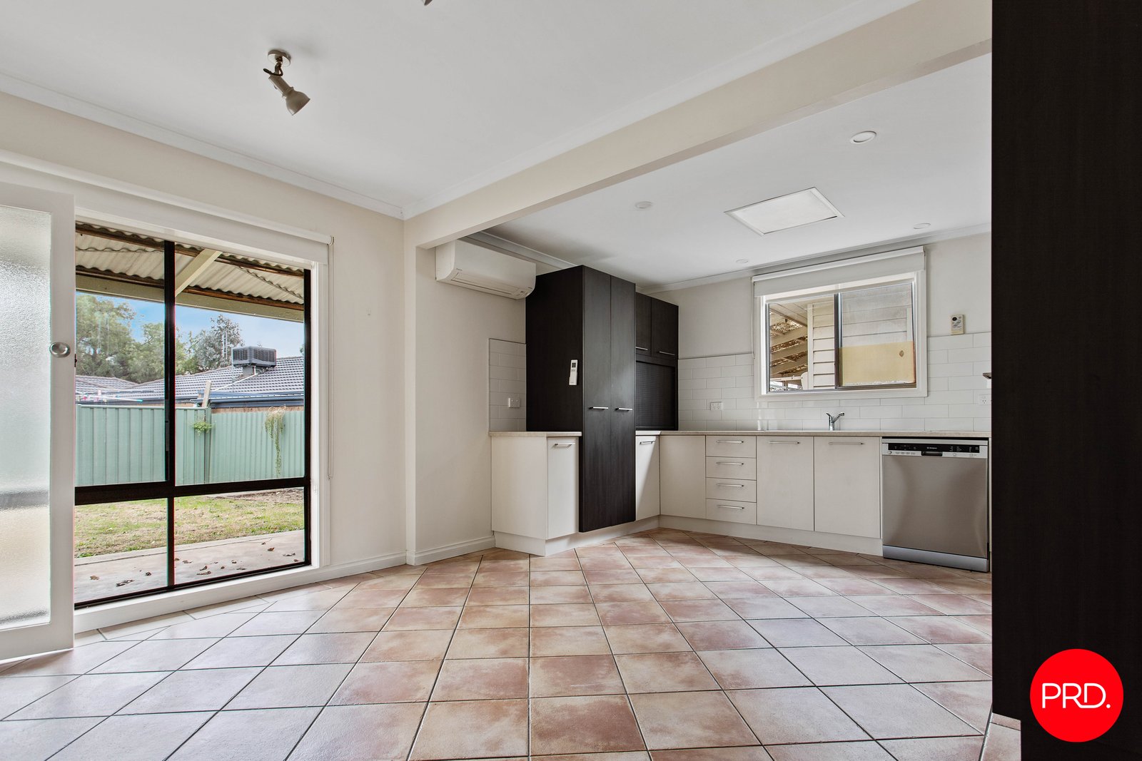 15 Thistle Street GOLDEN SQUARE 4