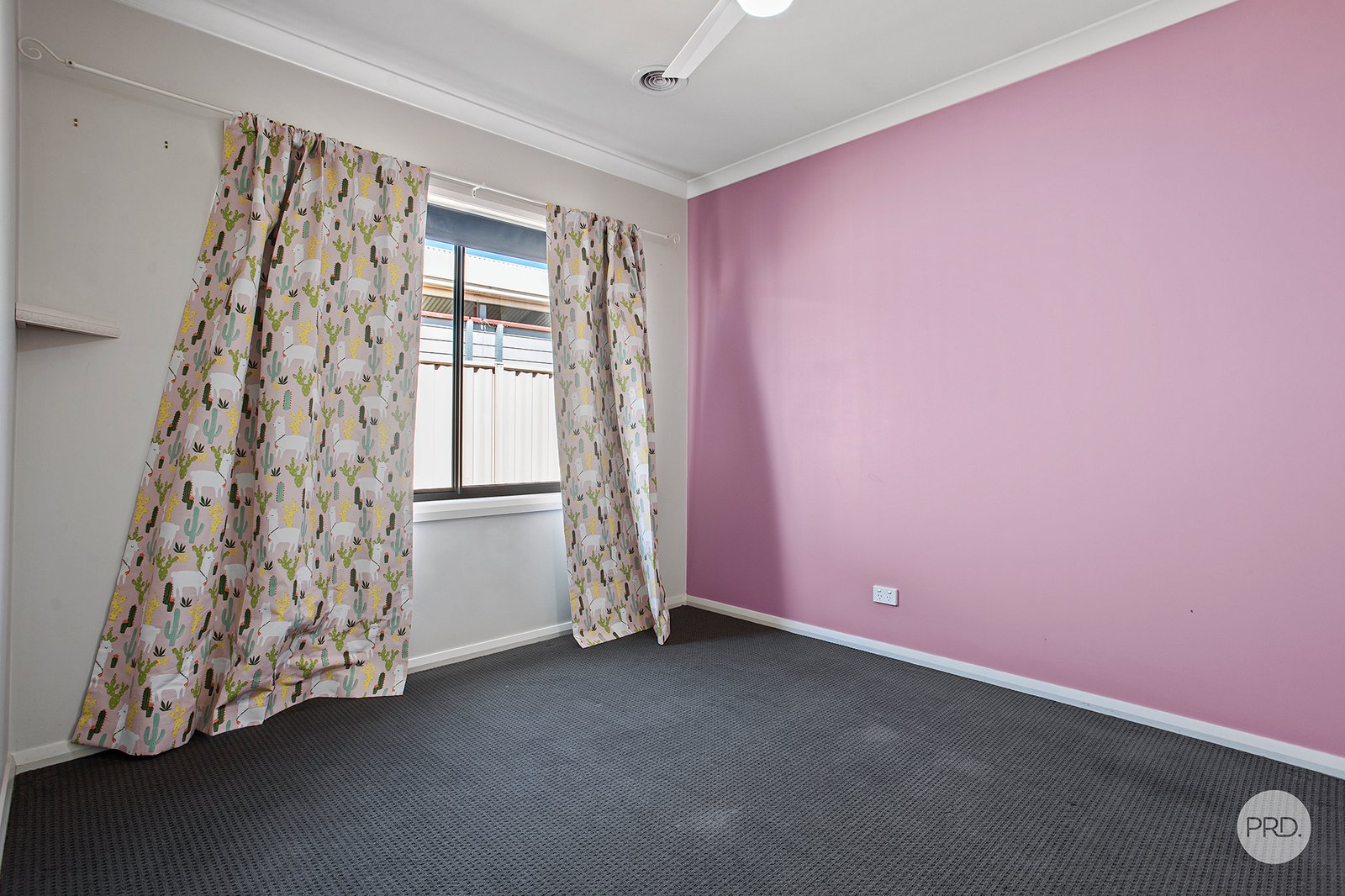 15 Thomas Drive MARONG 9