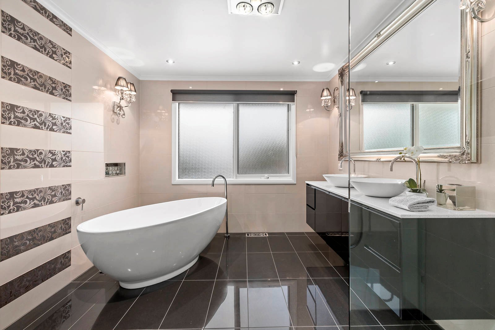 Real Estate and Property in 15 Thomas Hardy Drive, Templestowe, VIC